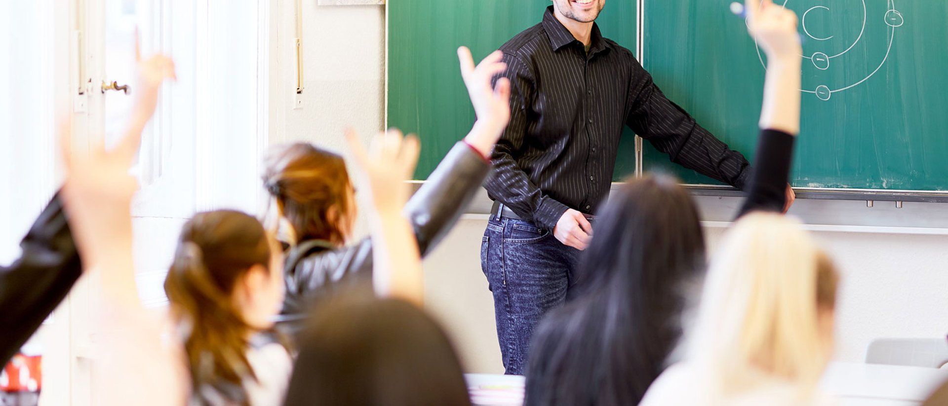 Theoretische Ausbildung Kurs Make Up Artist