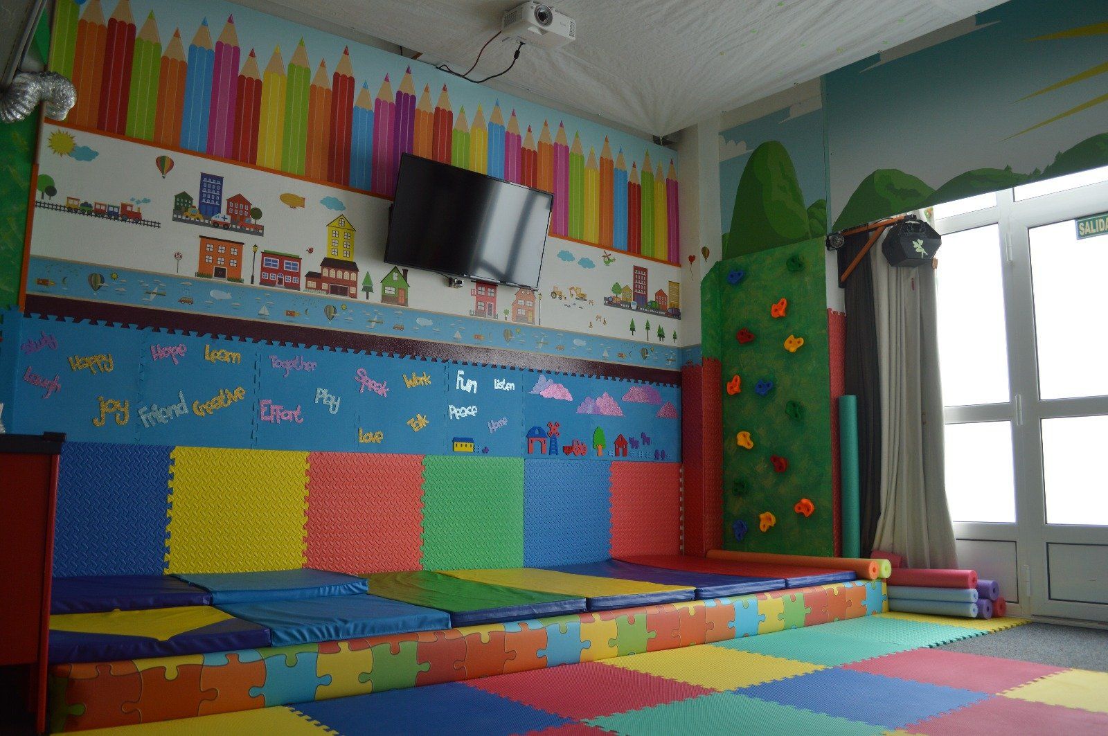 aula-sensorial-englishon-la-cantabrica-colchonetas