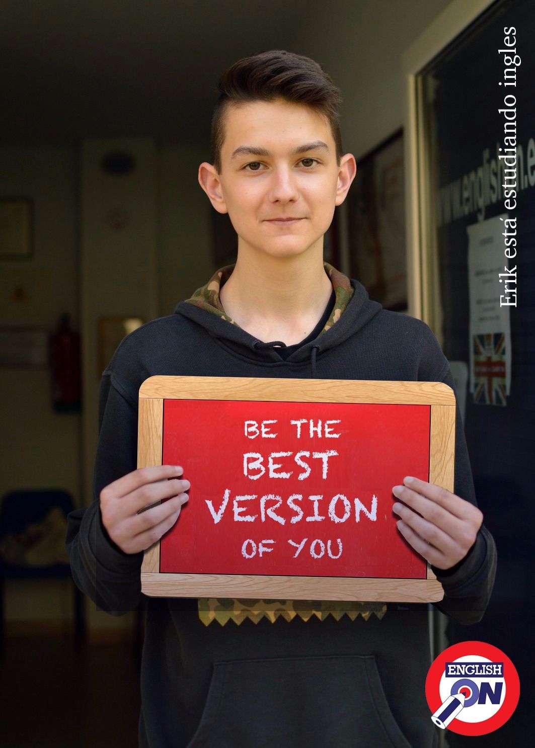 Meme motivador de Academia English On de Astillero