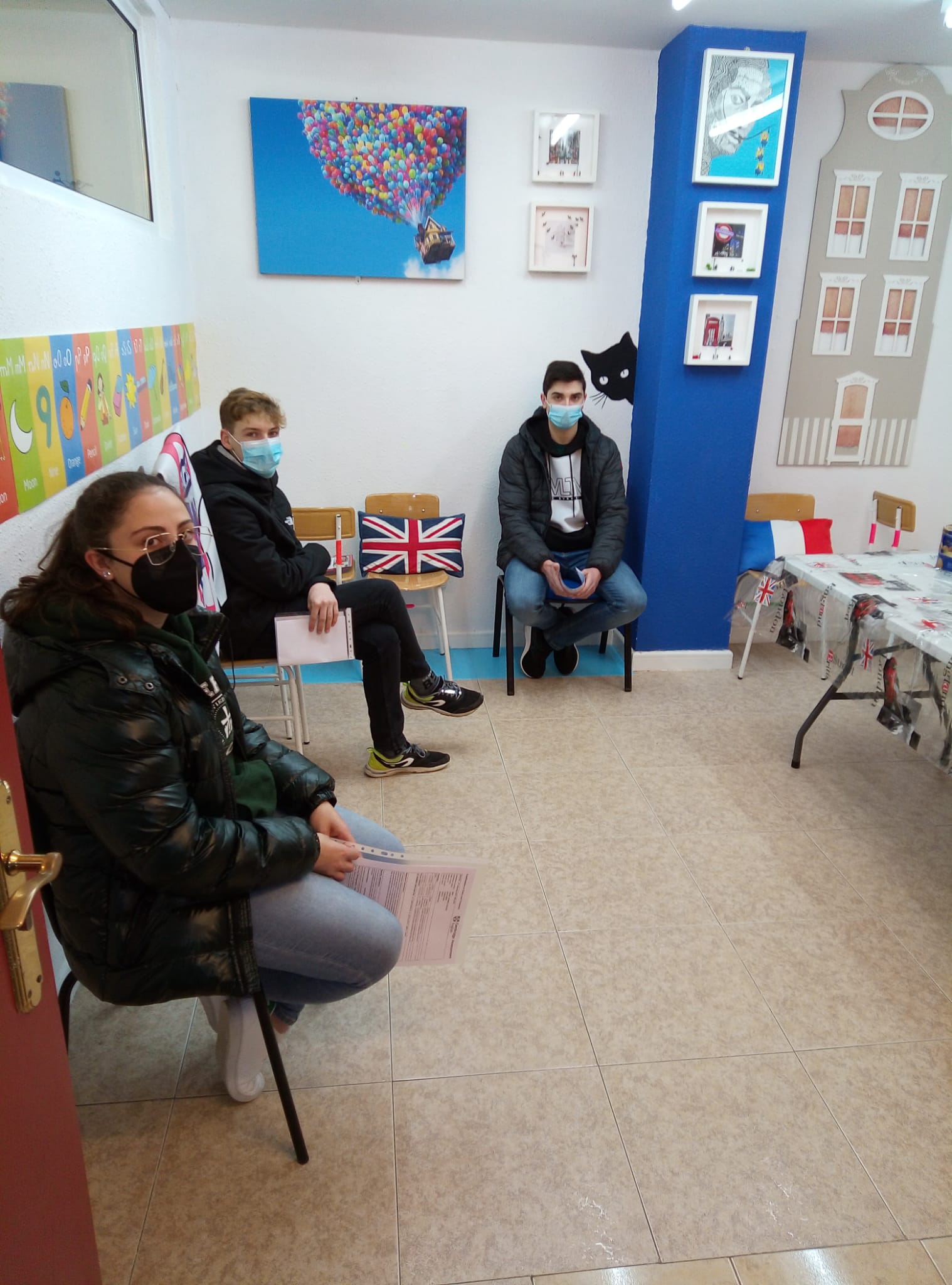 Examen-B2-Cambridge-EnglishOn-academia-Astillero Examen-B2-Cambridge-EnglishOn-academia-Astillero