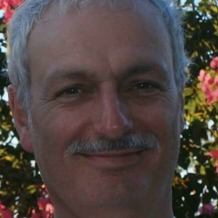 Nativo voluntario para conversación en Academia English On de Astillero