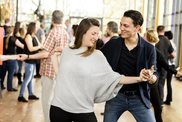 Tanzkurse: Bronze Silber Gold