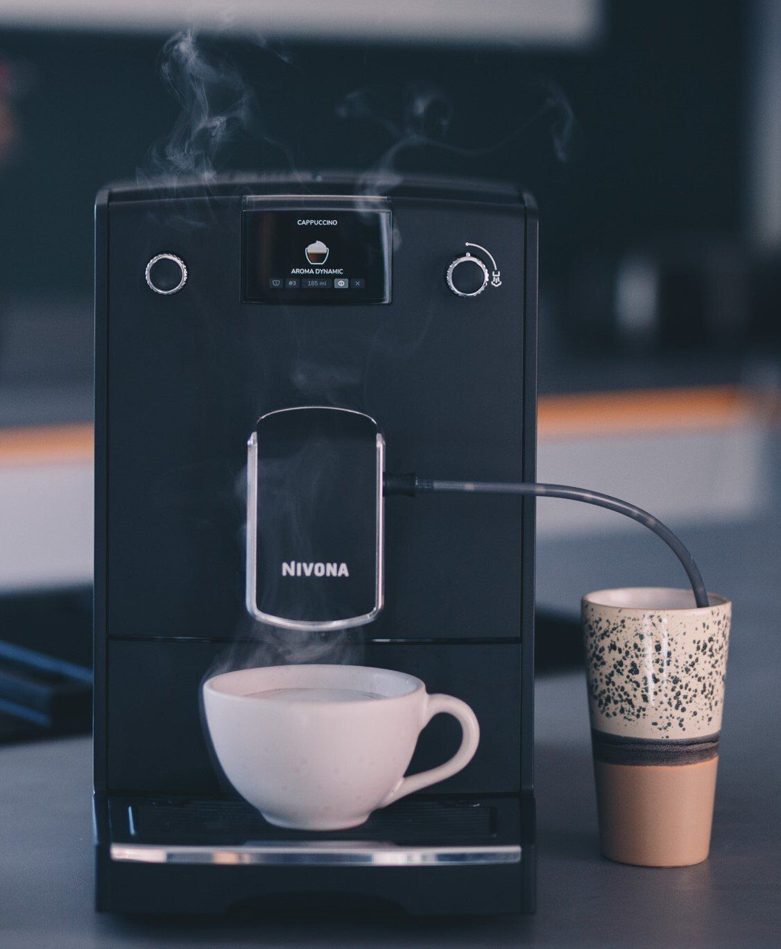 NIVONA NICR 690 Mattschwarz/Chrom