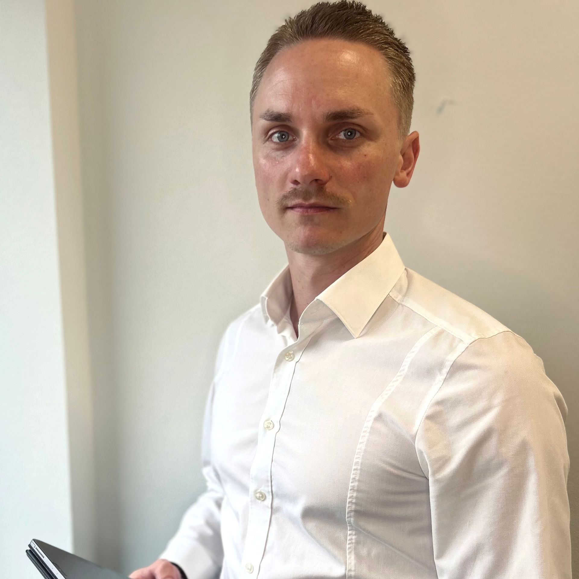 Yanik Klein-Hitpaß Yanik Klein-Hitpaß