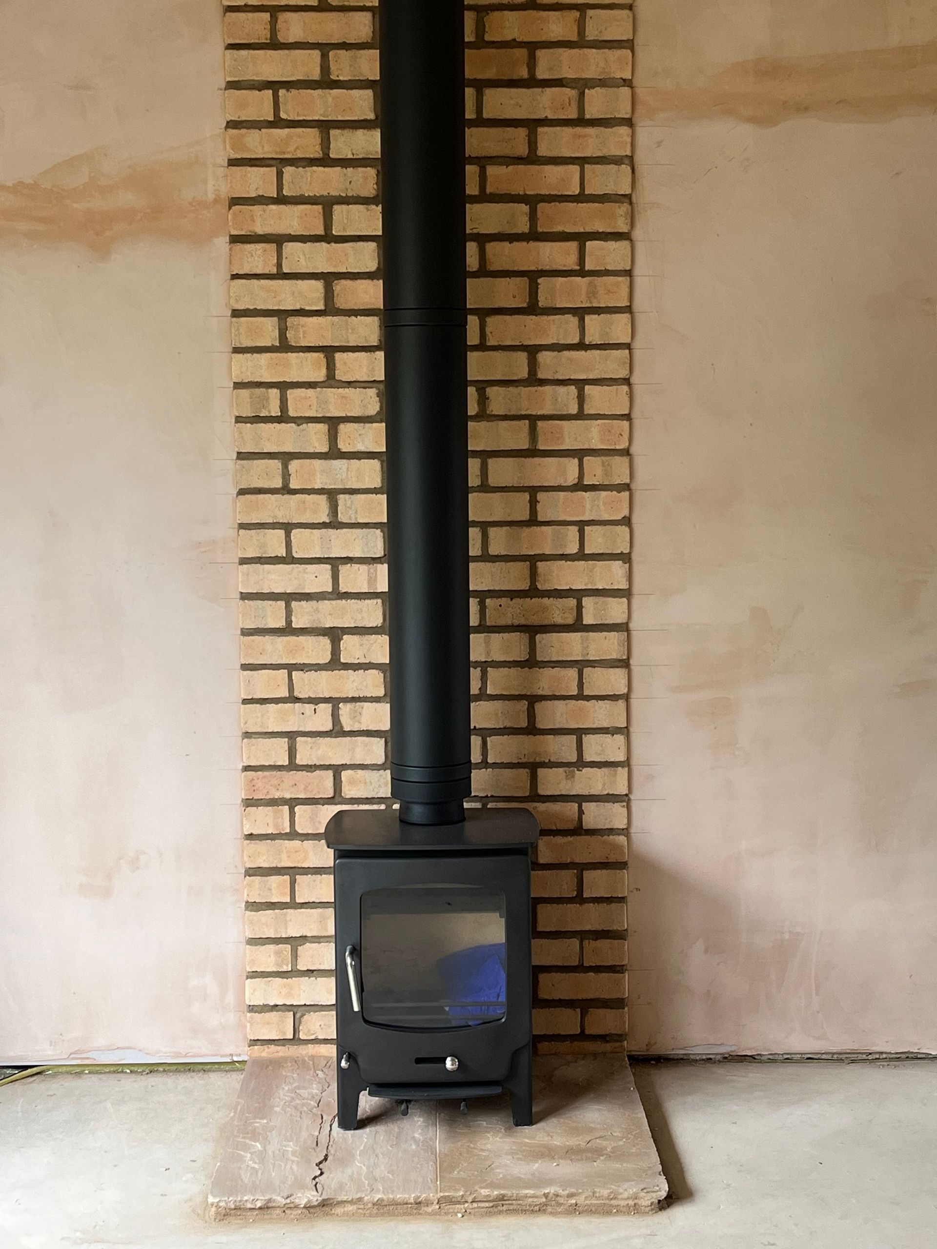 ST1 & ST VISION Stove & Installer Packages 
ST2 Stove & Installer Packages