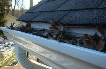 pose entretien gouttière - Couvreur 78