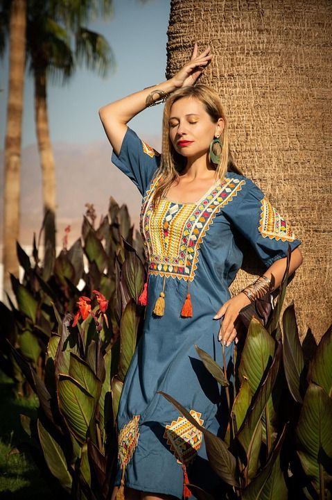 die traditionelle arabische Kleidung: Quftan, Daschdascha, Kopftuch