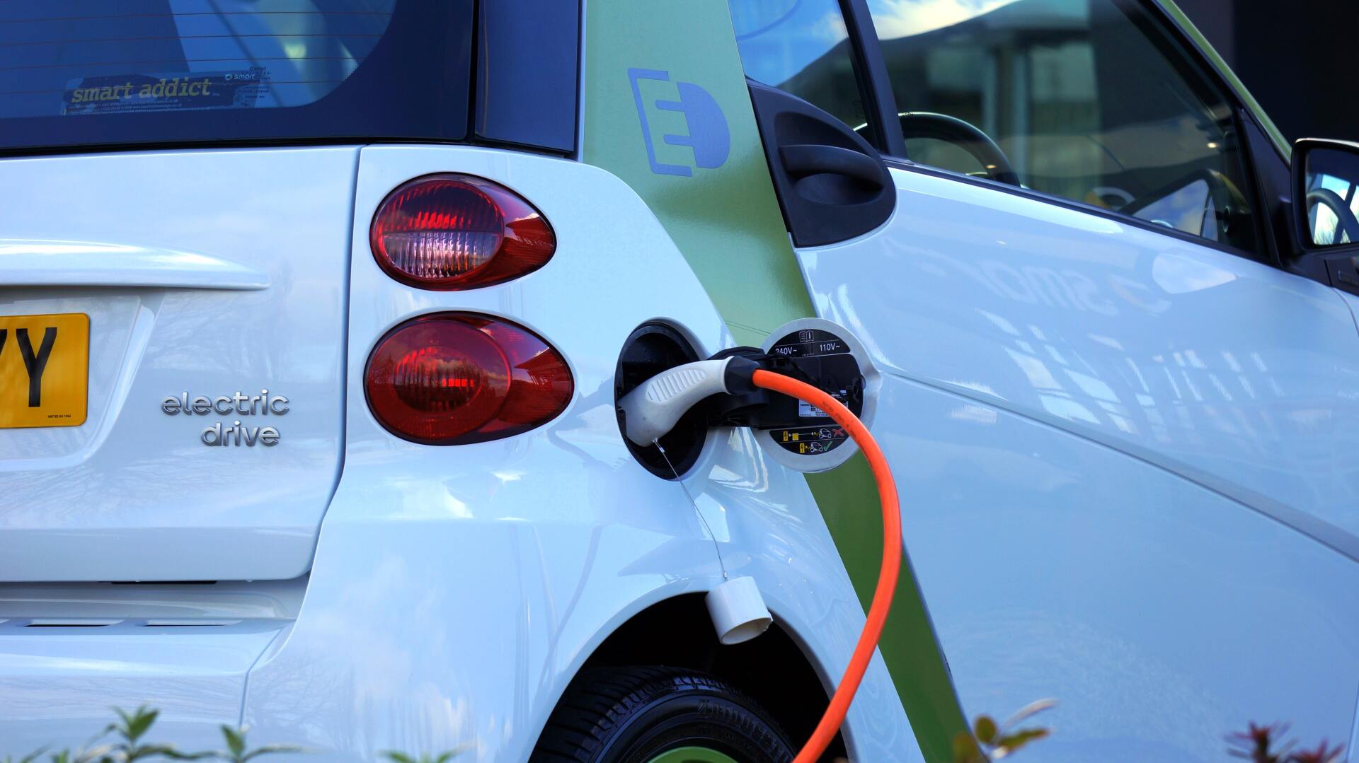Cargador coche eléctrico
