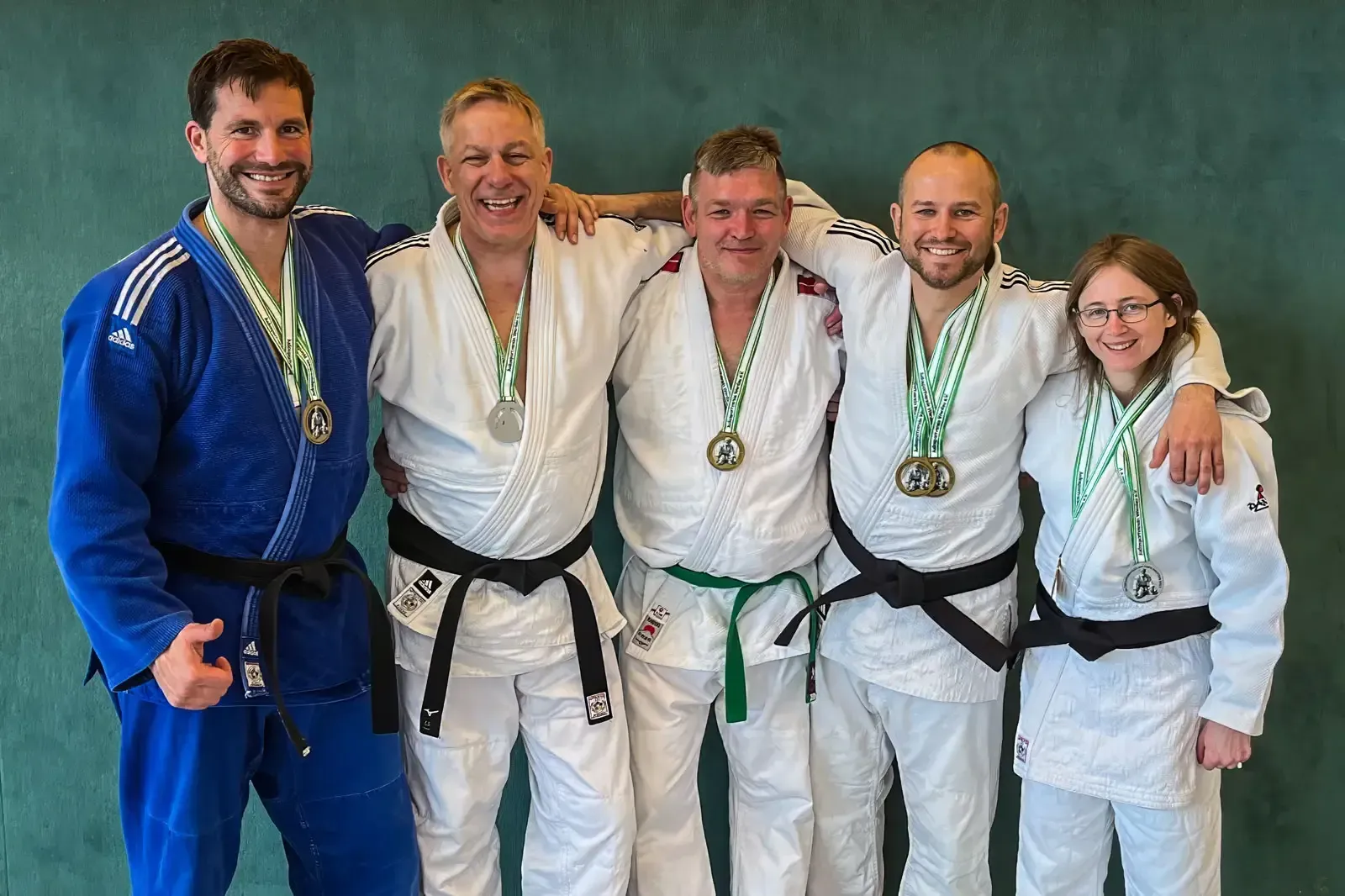 Das erfolgreiche JGS Hamburg Team auf den Ü30 Sachsen Masters 2025