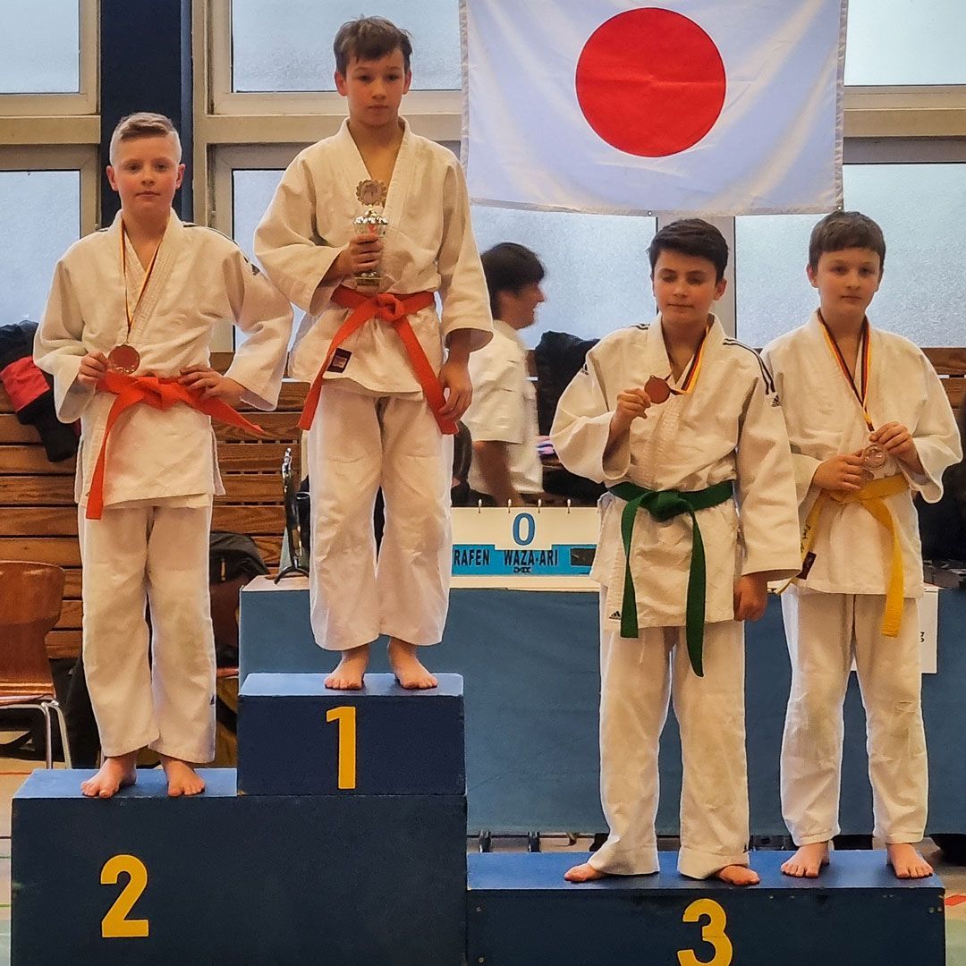 Silber für Maxim Sajapin  und Bronze für Nikita Michel beim Mc Donalds Cup 2023