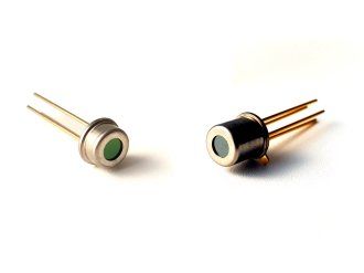 Digital infrared thermopile module sensors with lens in TO-46 housing
