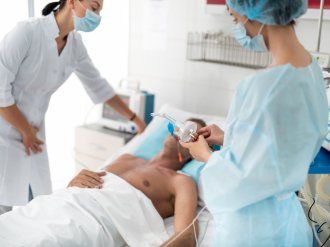 medical setup with air breath monitoring by NDIR gas detection