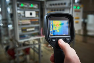 thermal imager for hot spot detection with infrared thermopile array sensors