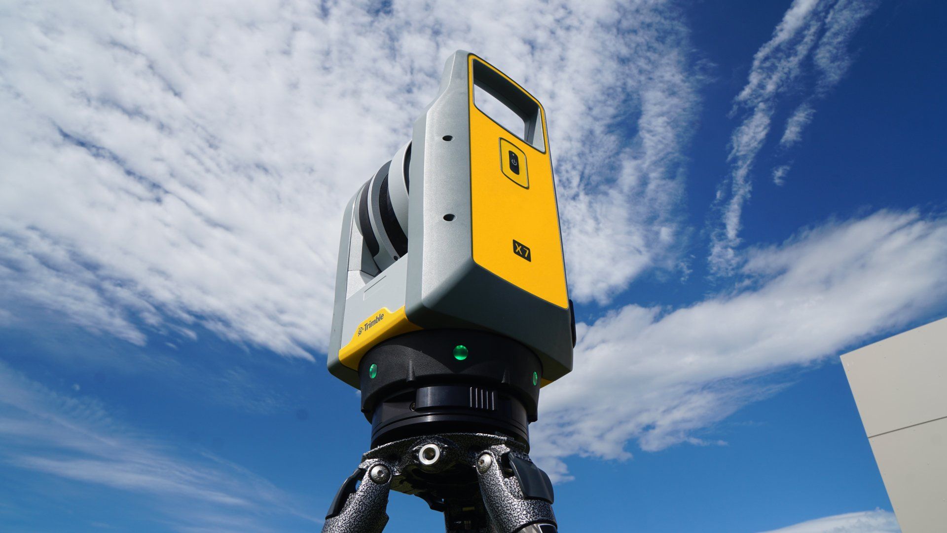 Scanner laser 3D Trimble X7 BuildingPoint France Nord proposé par Geotopo