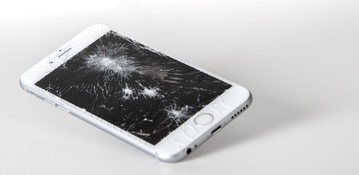 iPhone screen cracked