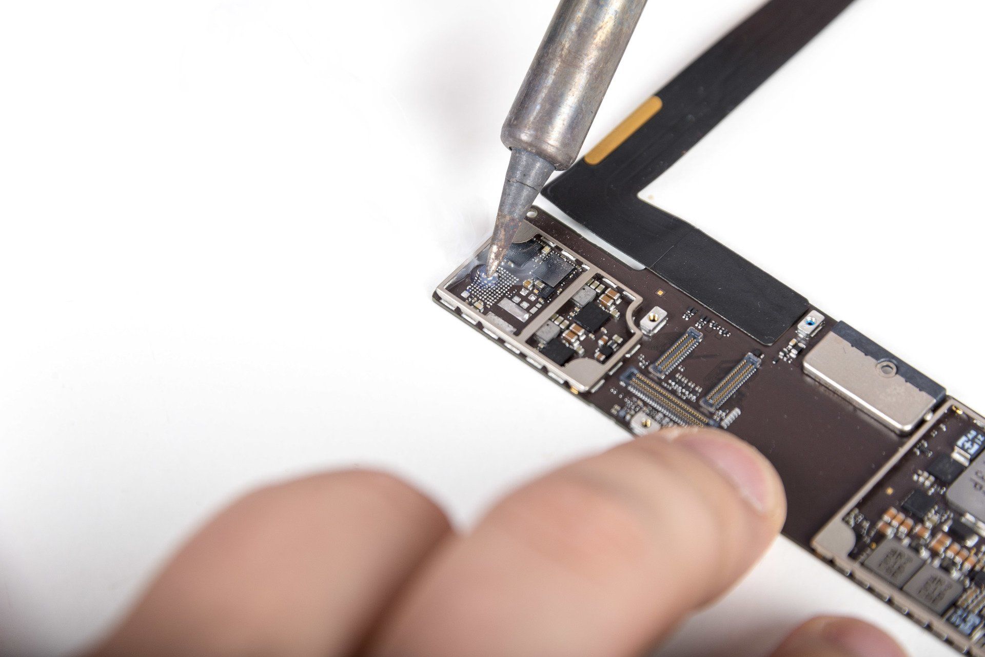ipad microsoldering