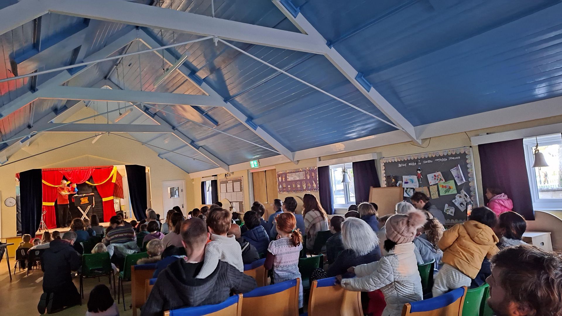 Full hall for the Magic Show, January 2026!