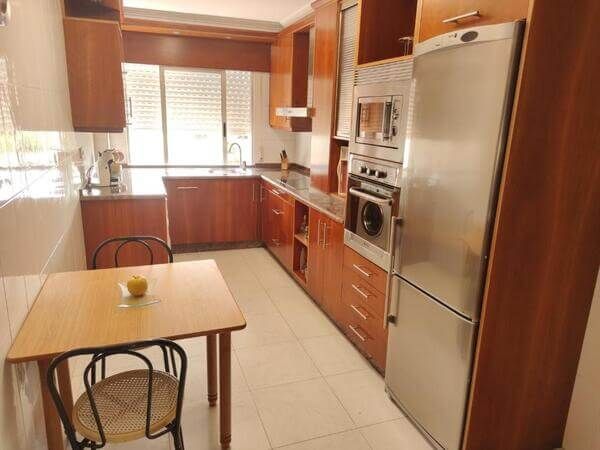 Cocina en apartamentos a 400 metros de la playa en Sanxenxo