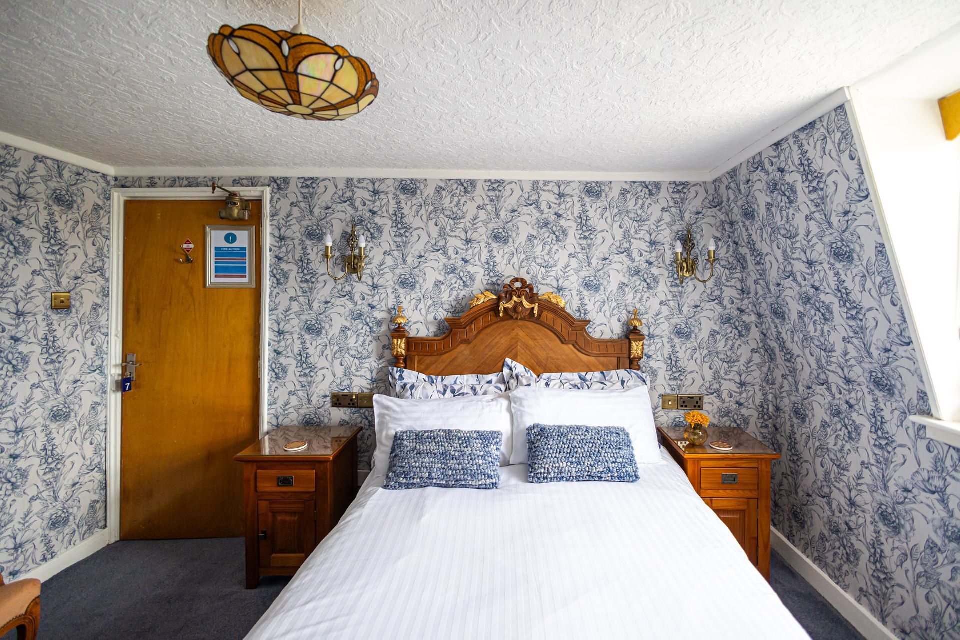 Ensuite Double Room with Harbour View