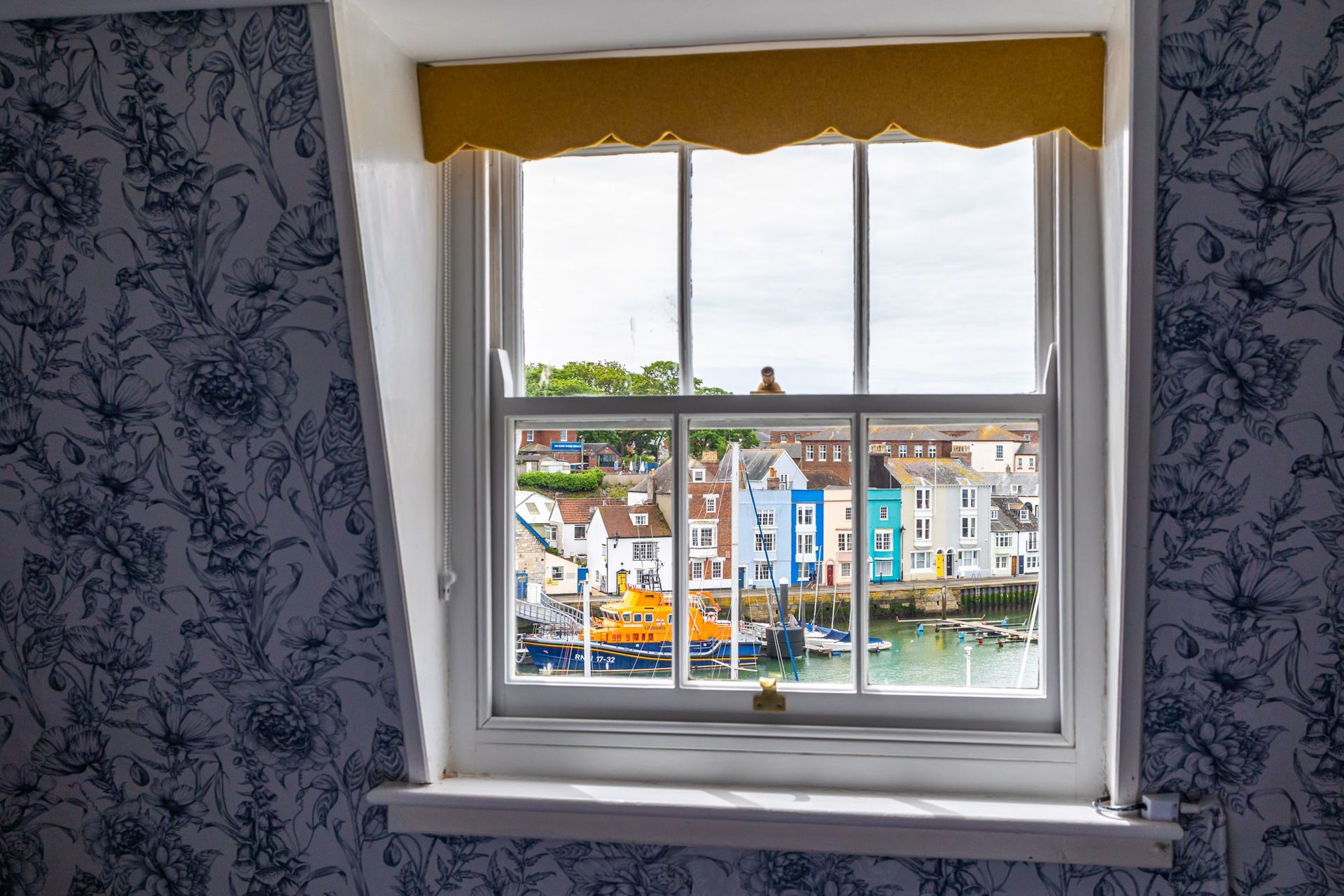 Harbour View Window