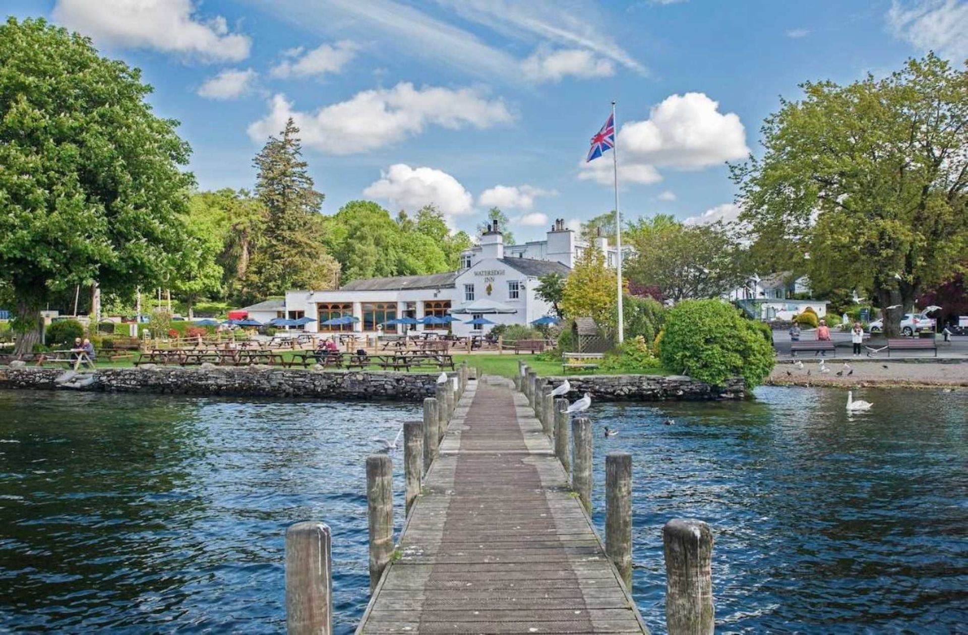 Ambleside Hotel