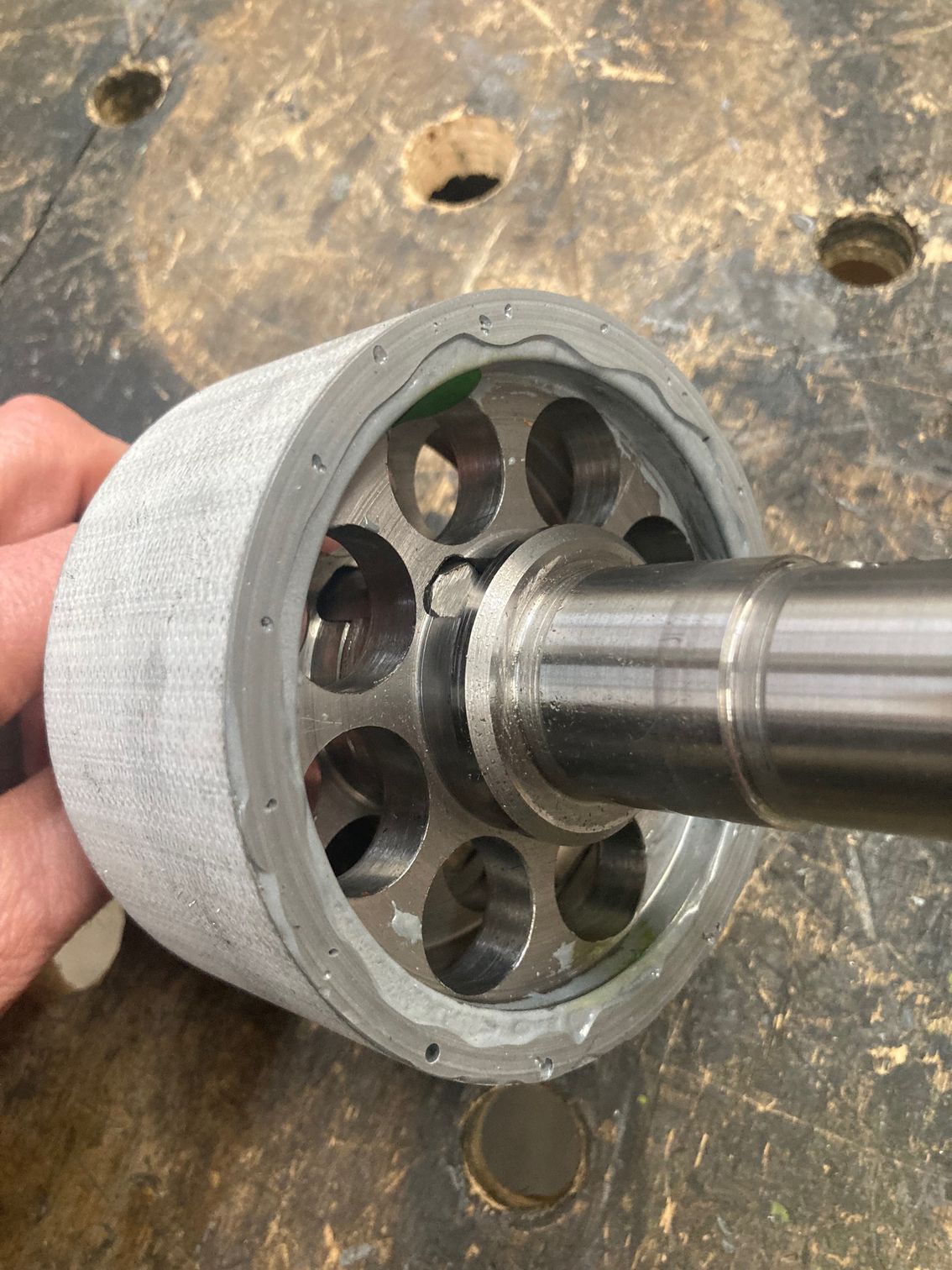 Brushless_rotor_fiber_banding