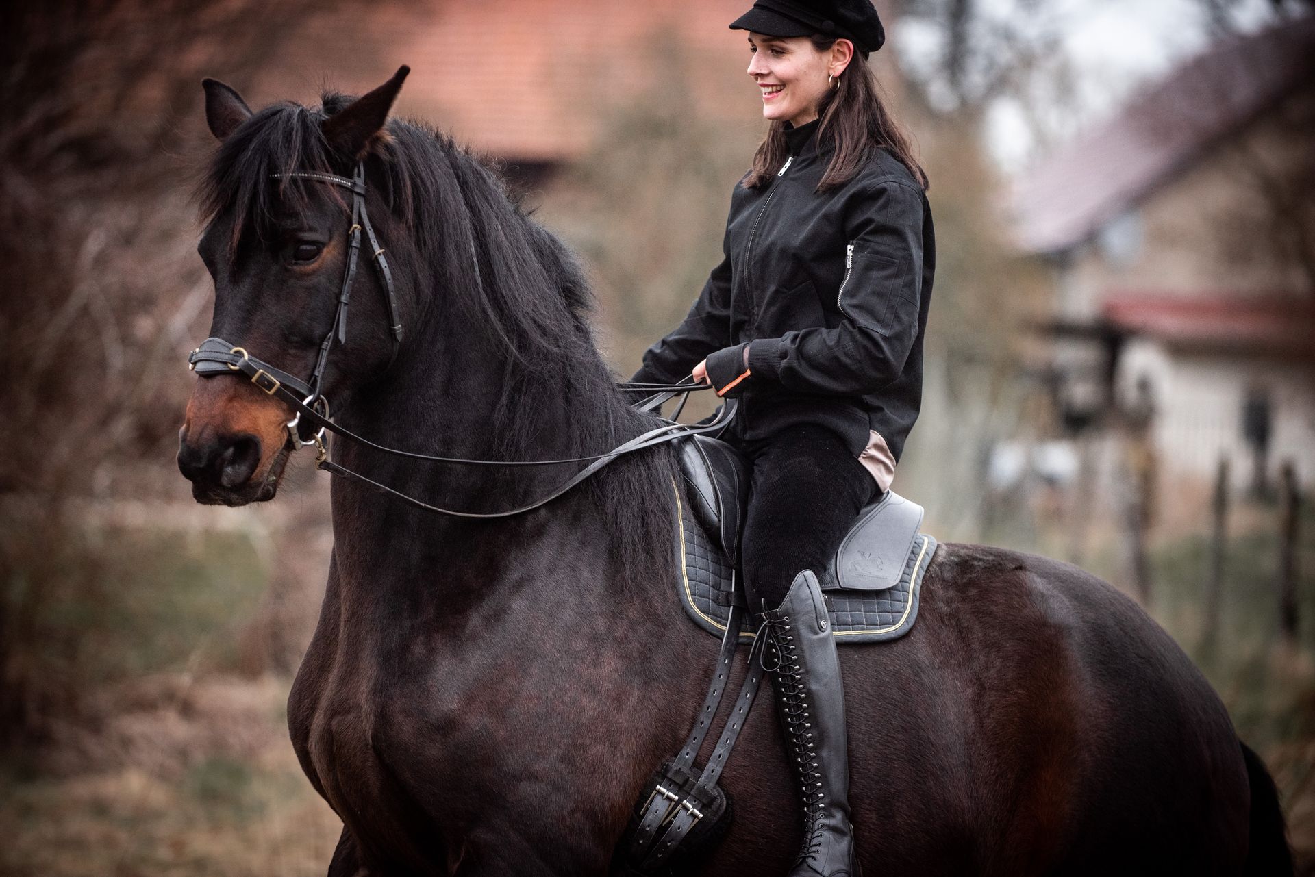 Klick Tipp führt zum Shop Racer_moon Jacke zu Pferd