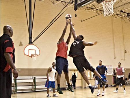 Lieonel Garret with team