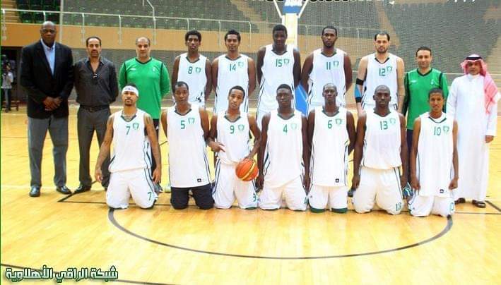 Lieonel Garret with team