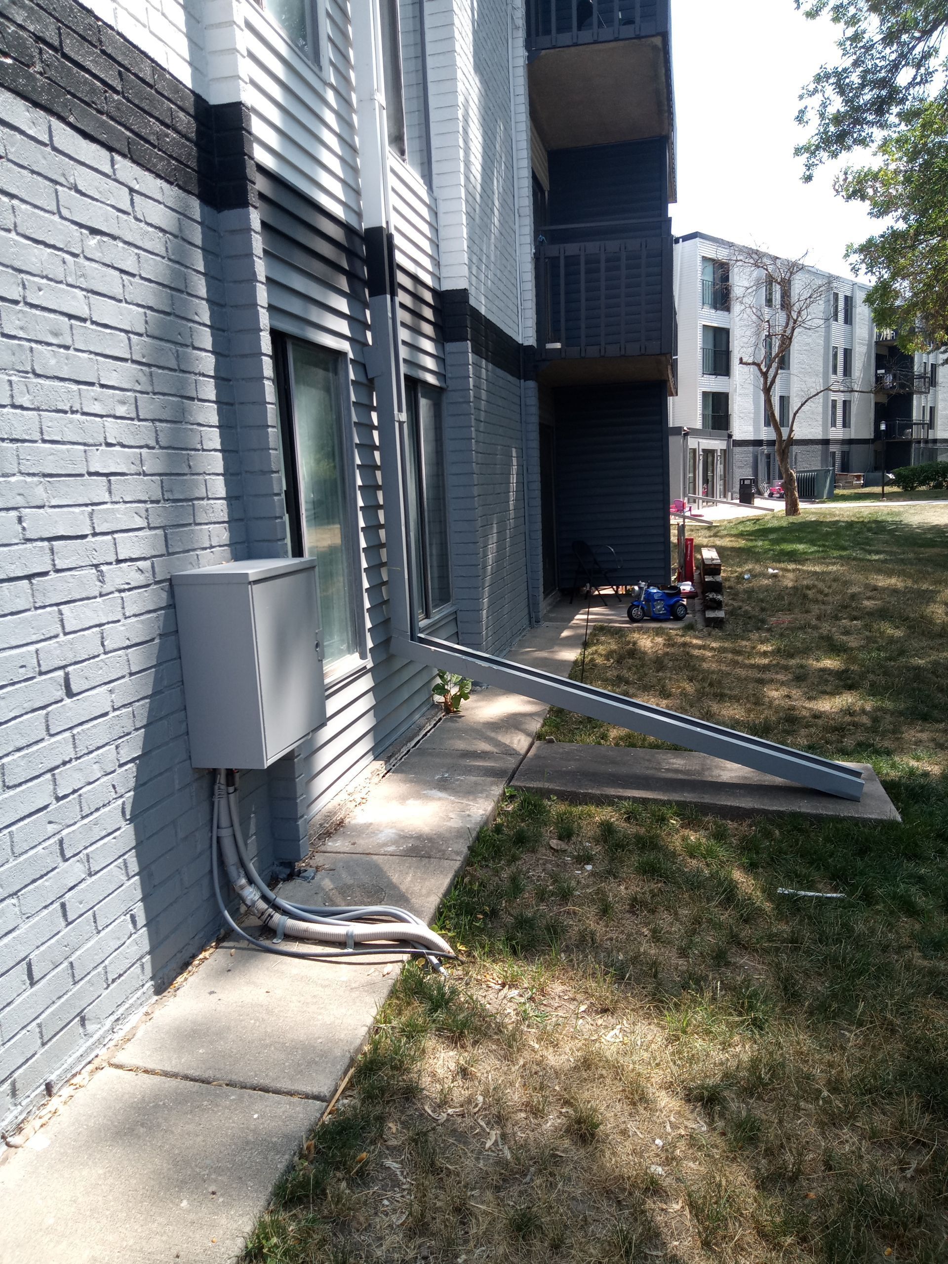 Eagan MN Wet Garden Level Apartment Building