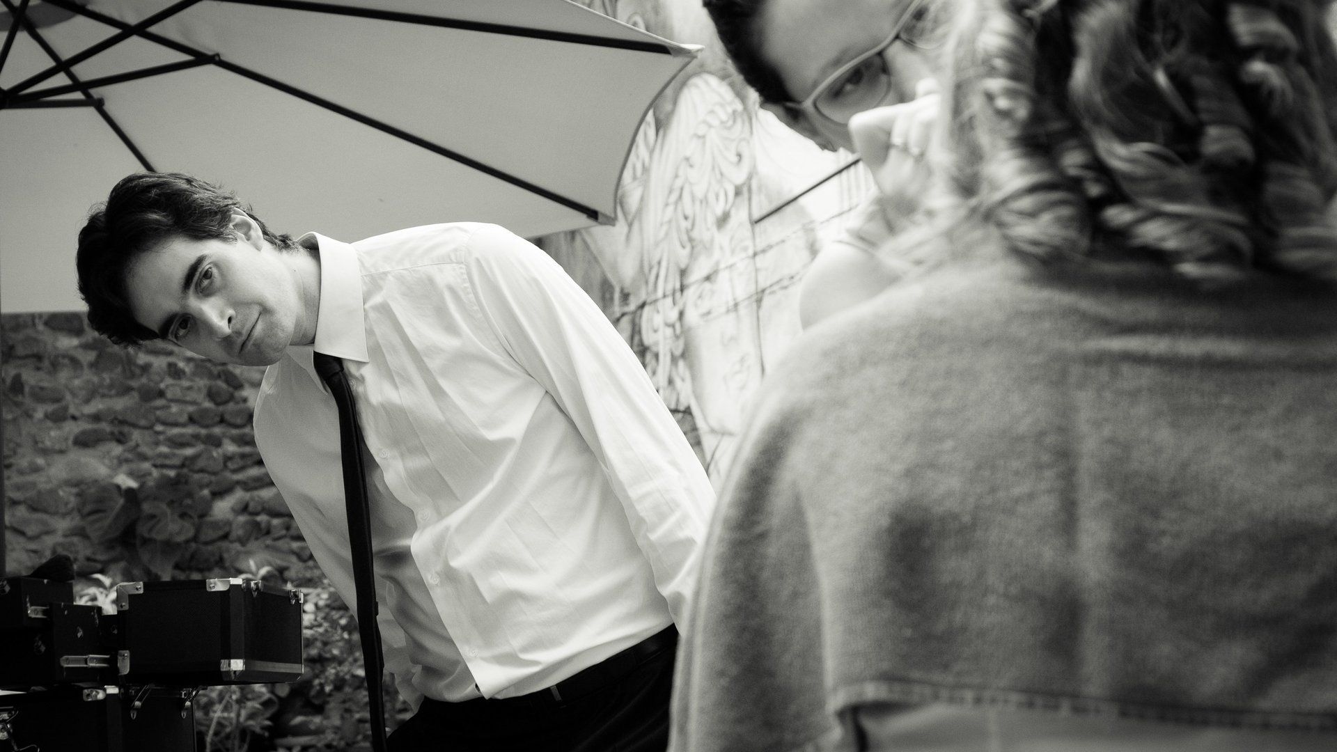 Photographie de mariage de Elizabeth Perrot Photo. Préparatifs de la mariée. Mariage à Roanne, Loire, Rhône Alpes, France.