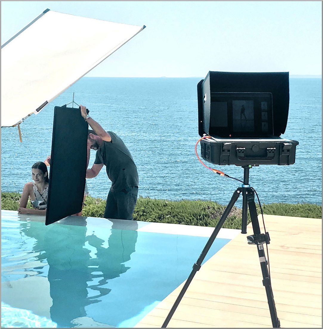 Scatto Digital Solutions-portable digital station-macbook pro i7 15-photography digital technician-digital equipment rental for photography-Madrid-Spain