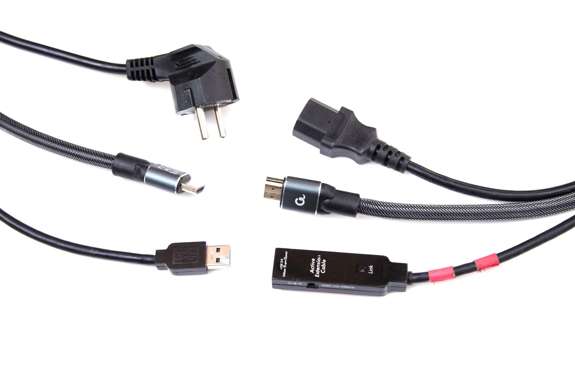 Scatto Digital Solutions-Manguera-Monitores-4K-HDMI-Alimentación-USBA-Rental-Madrid-Spain