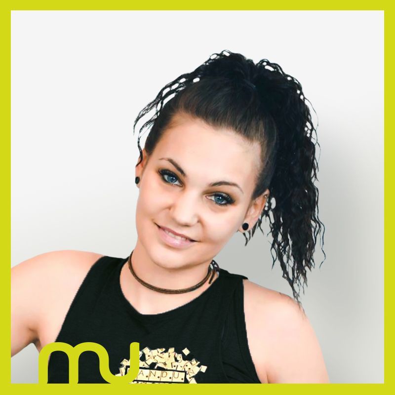 CORINA REISINGER EMS EMS-Training Training Workout Fitness Lifestyle, MANDU M.A.N.D.U. Health  elektronische Muskelstimulation