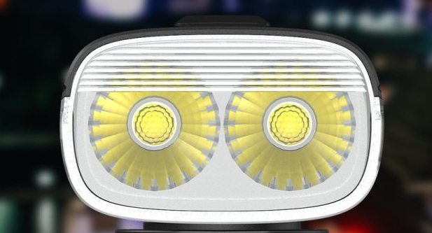 Magicshine starke LED Helmlampe RN 1200 im Wald von einem Fahrer als Bike Light getestet