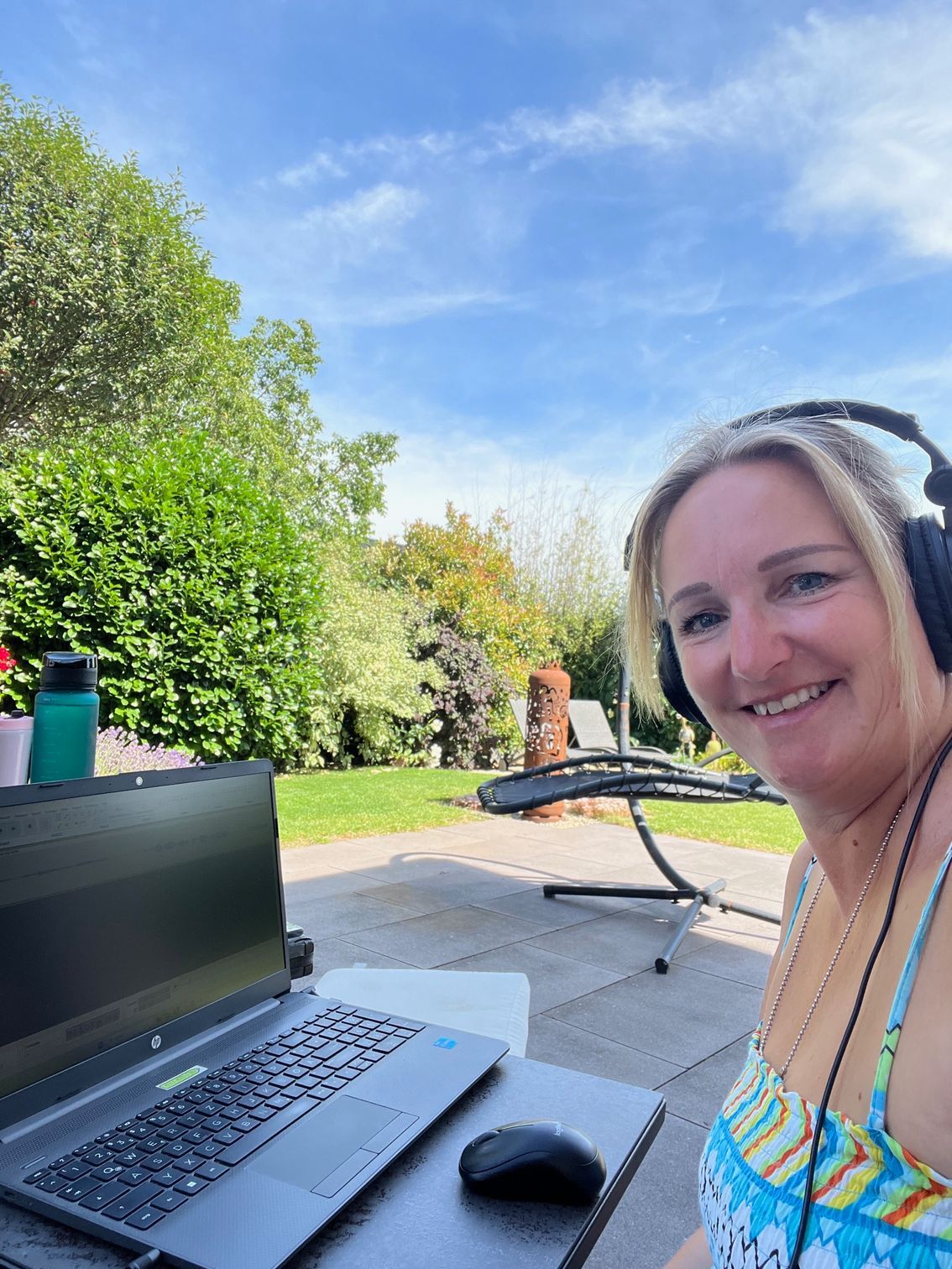 So sieht es aus, wenn ich bei schönem Wetter die Audios bearbeite.