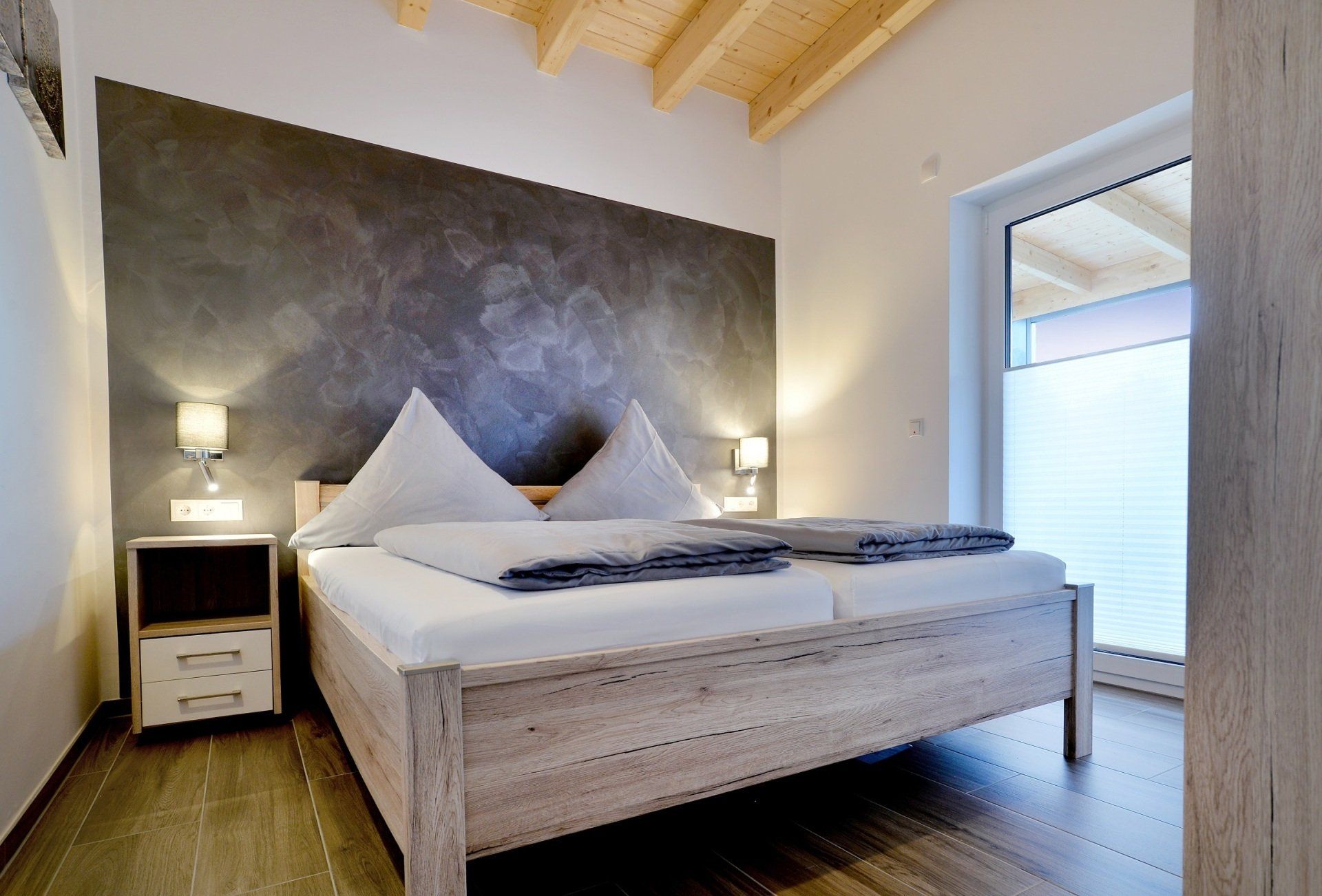 5 Sterne Ferienwohnung in ruhiger Lage an der Mosel, 5 Sterne Ferienwohnung in ruhiger Lage in der Eifel