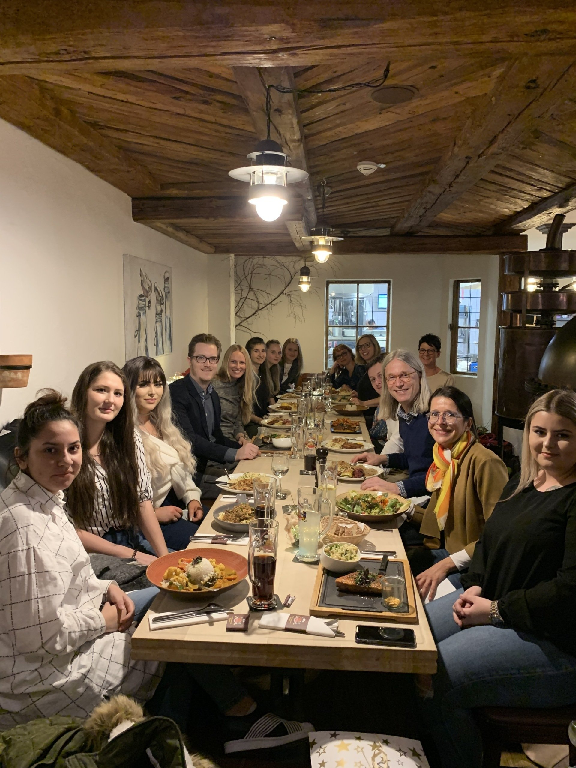 Unser Team der Zahnarztpraxis Dr. Vollmer & Partner an Weihnachten