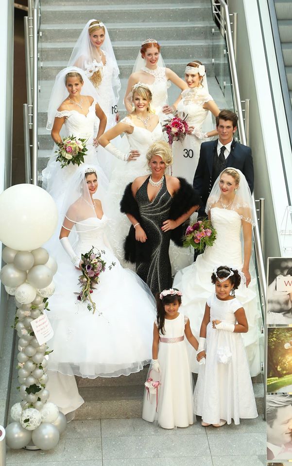 Model- und Eventagentur Candy Stars: Professionelle Planung und Models für Brautmodenschauen und elegante Event-Inszenierungen.