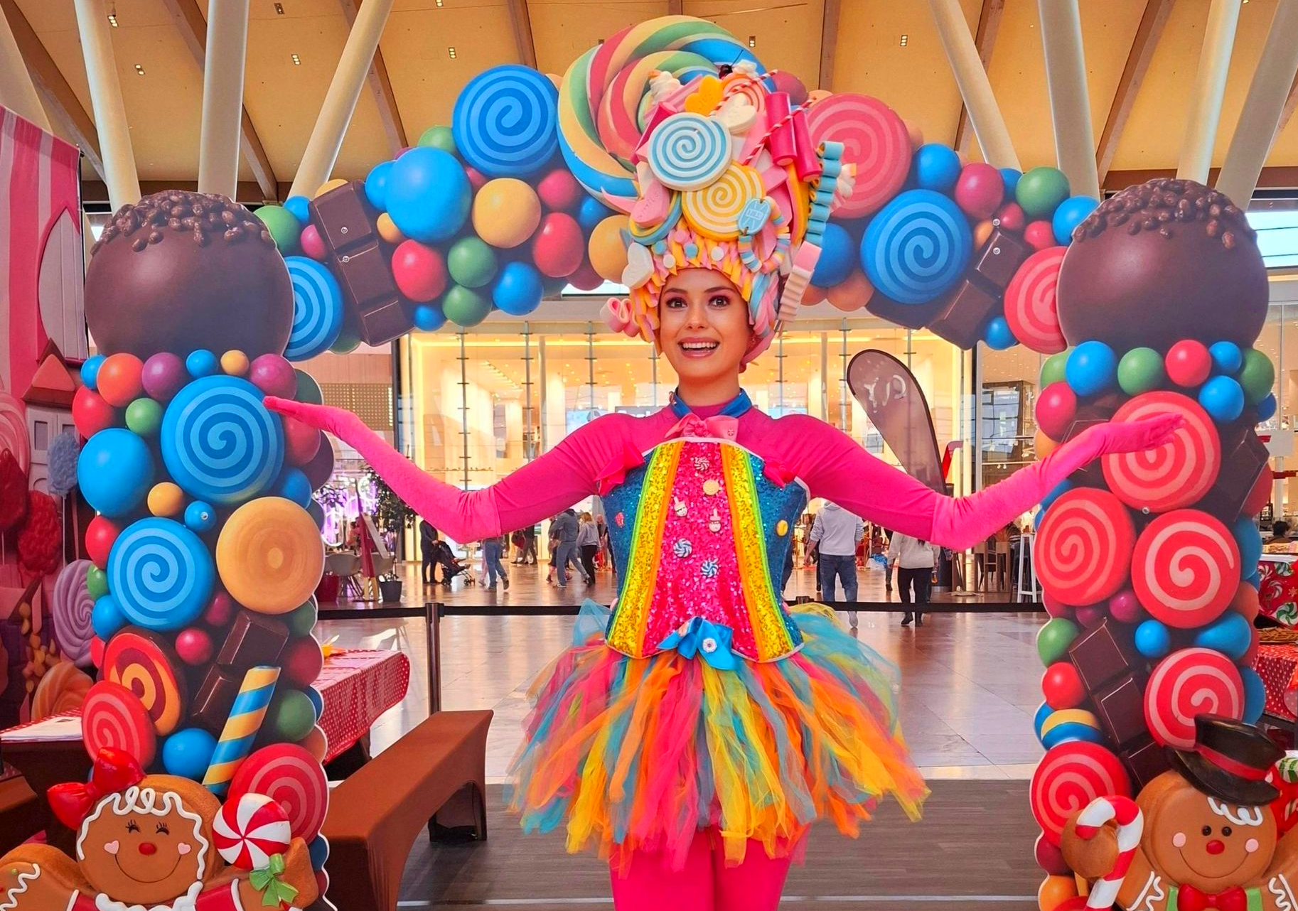 Gebrandete Eingangsbögen für Messestände von Eventagentur Candy Stars, als sichtbare Portale zu Markenwelten, mit Logo-Branding, Key-Messages und Besucherlenkung, für interaktive Erlebniswelten auf Messe Events