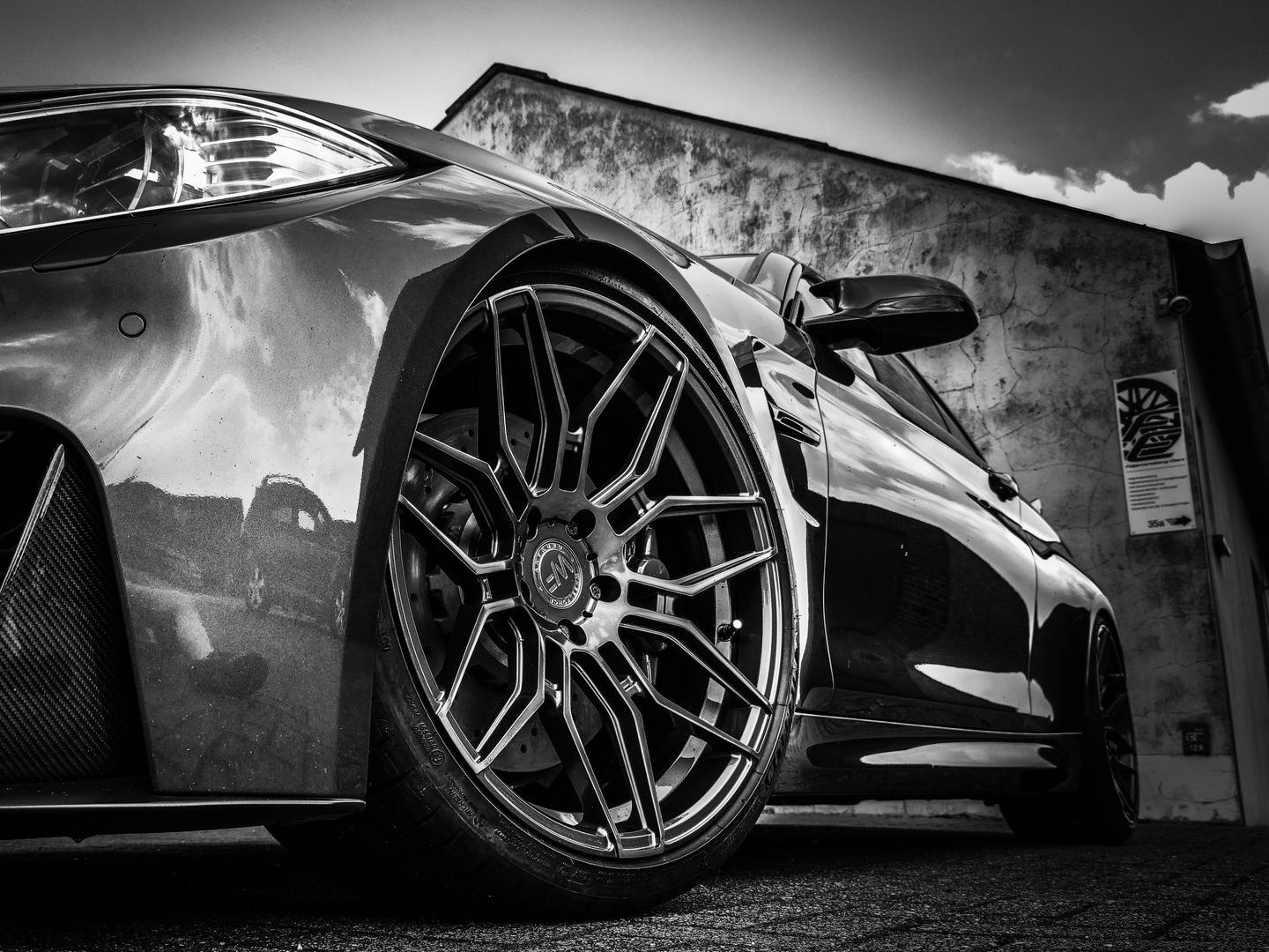 BMW M4 Competition nach der Felgenveredelung BMW M4 Competition nach der Felgenveredelung