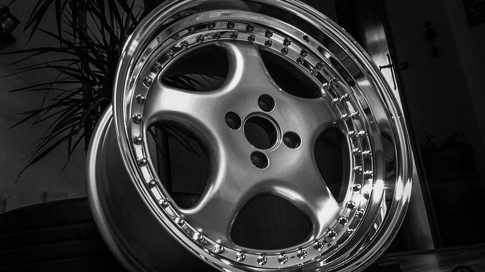 Mehrteilige RH Cup Felge lackiert und poliert