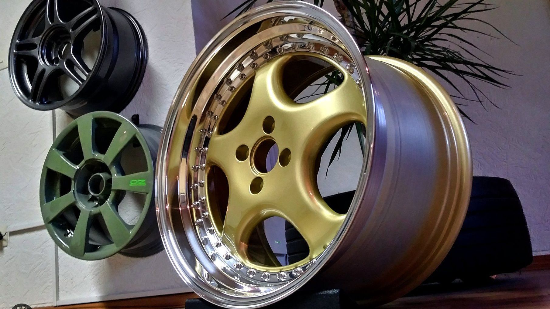 Mehrteilige RH Cup Felge lackiert und poliert