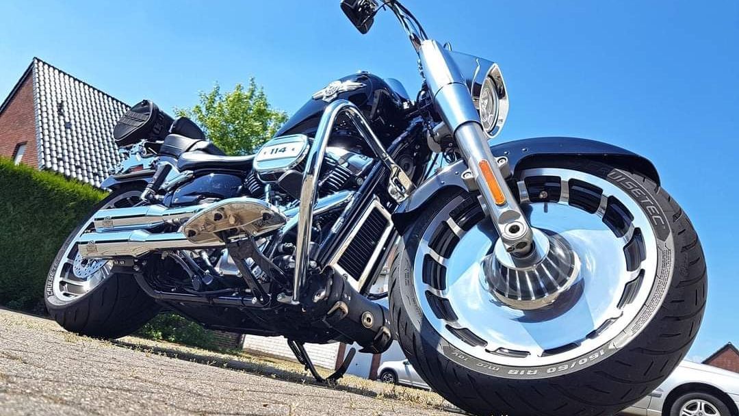 FELGENVEREDELUNG HARLEY DAVIDSON FAT BOY