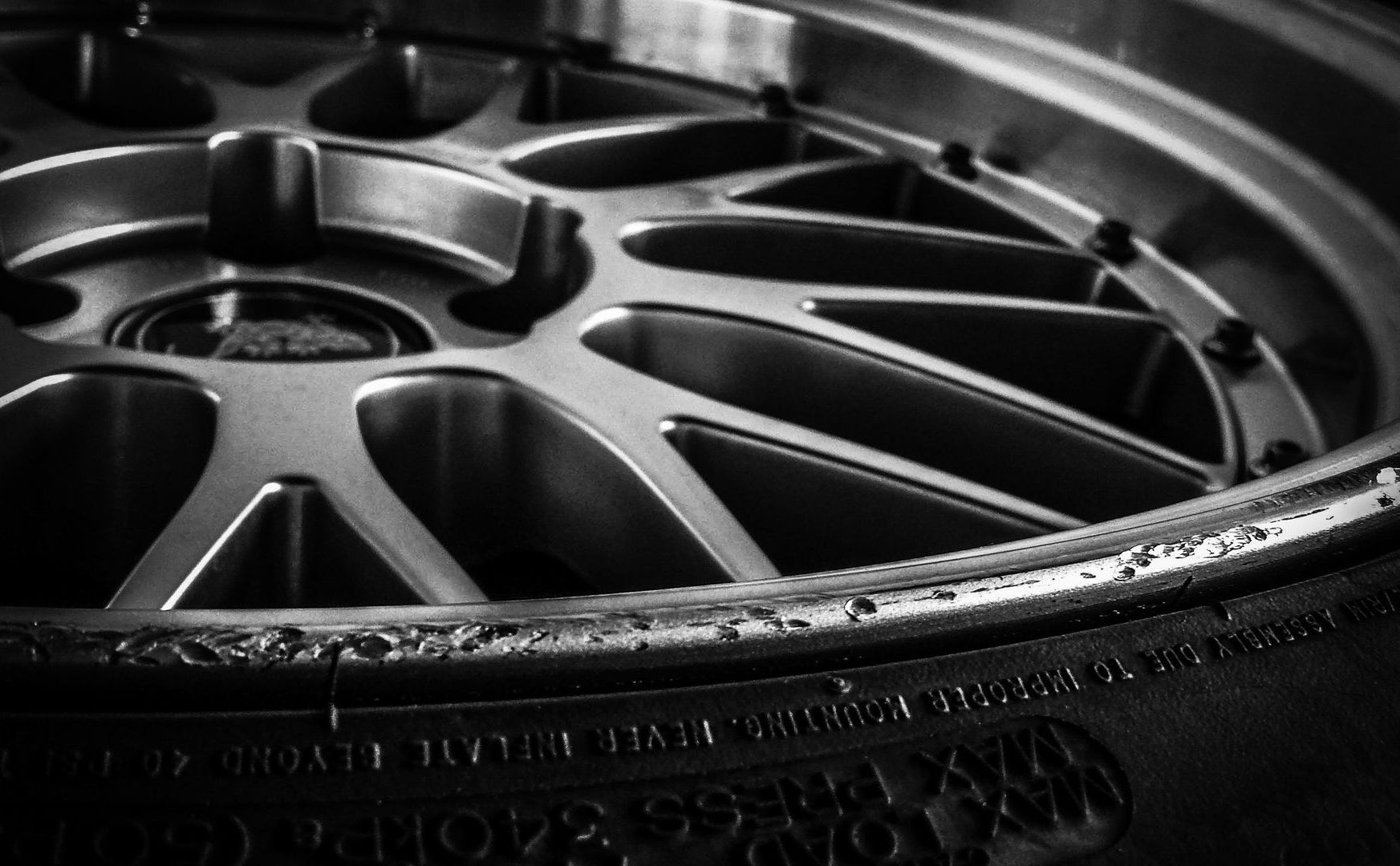 BBS Felge mit Bordsteinschäden BBS Felge mit Bordsteinschäden