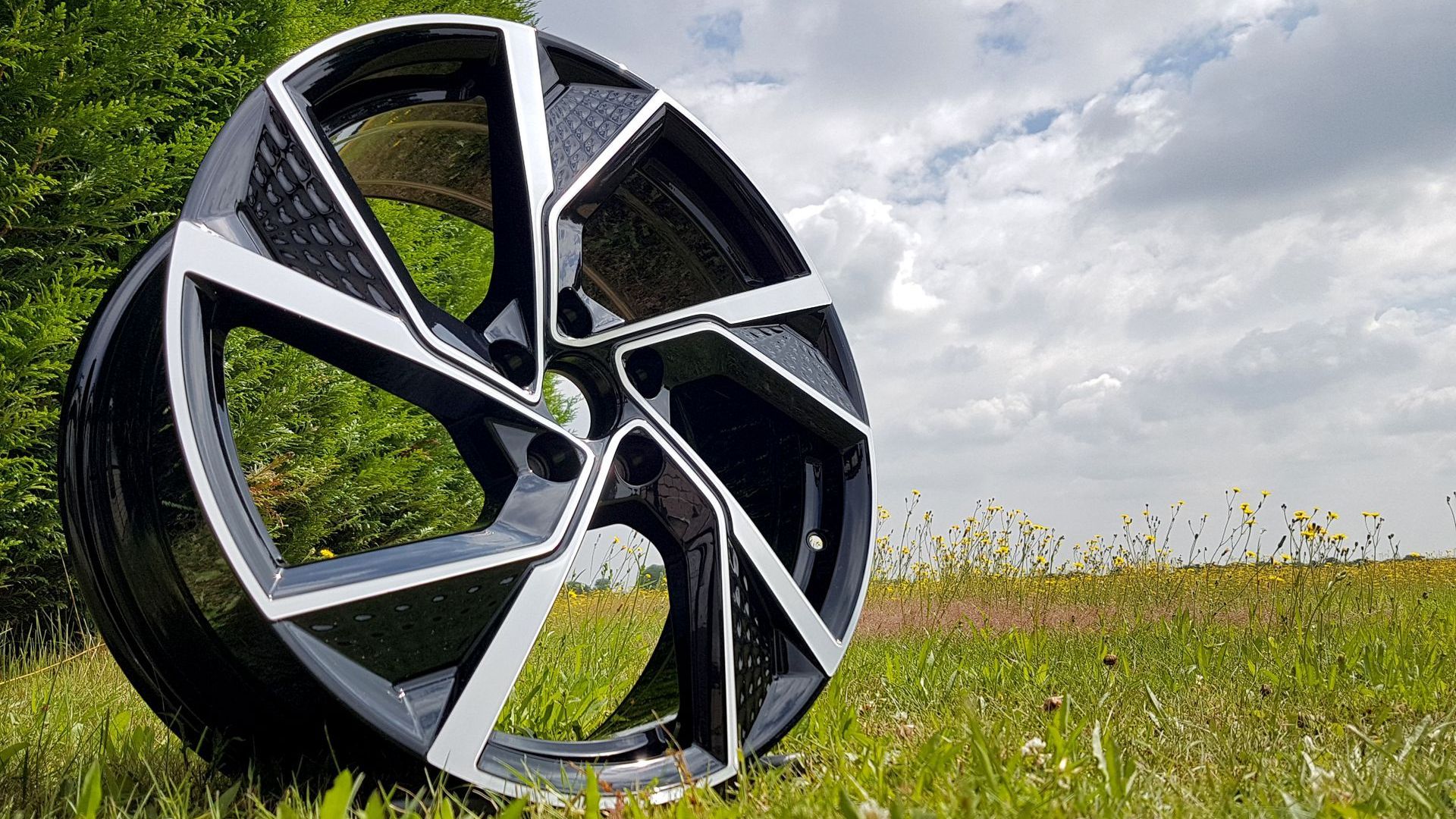 FELGENVEREDELUNG AUDI FELGE