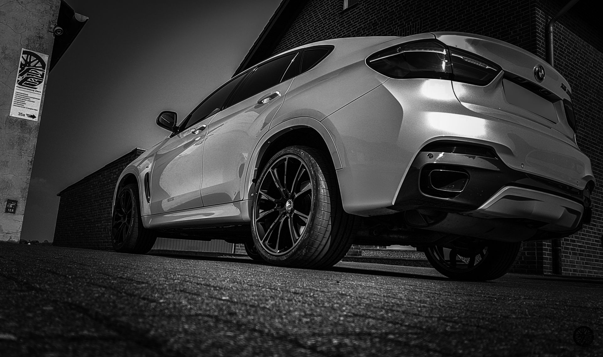 BMW X6 Felgen schwarz lackiert BMW X6 Felgen schwarz lackiert