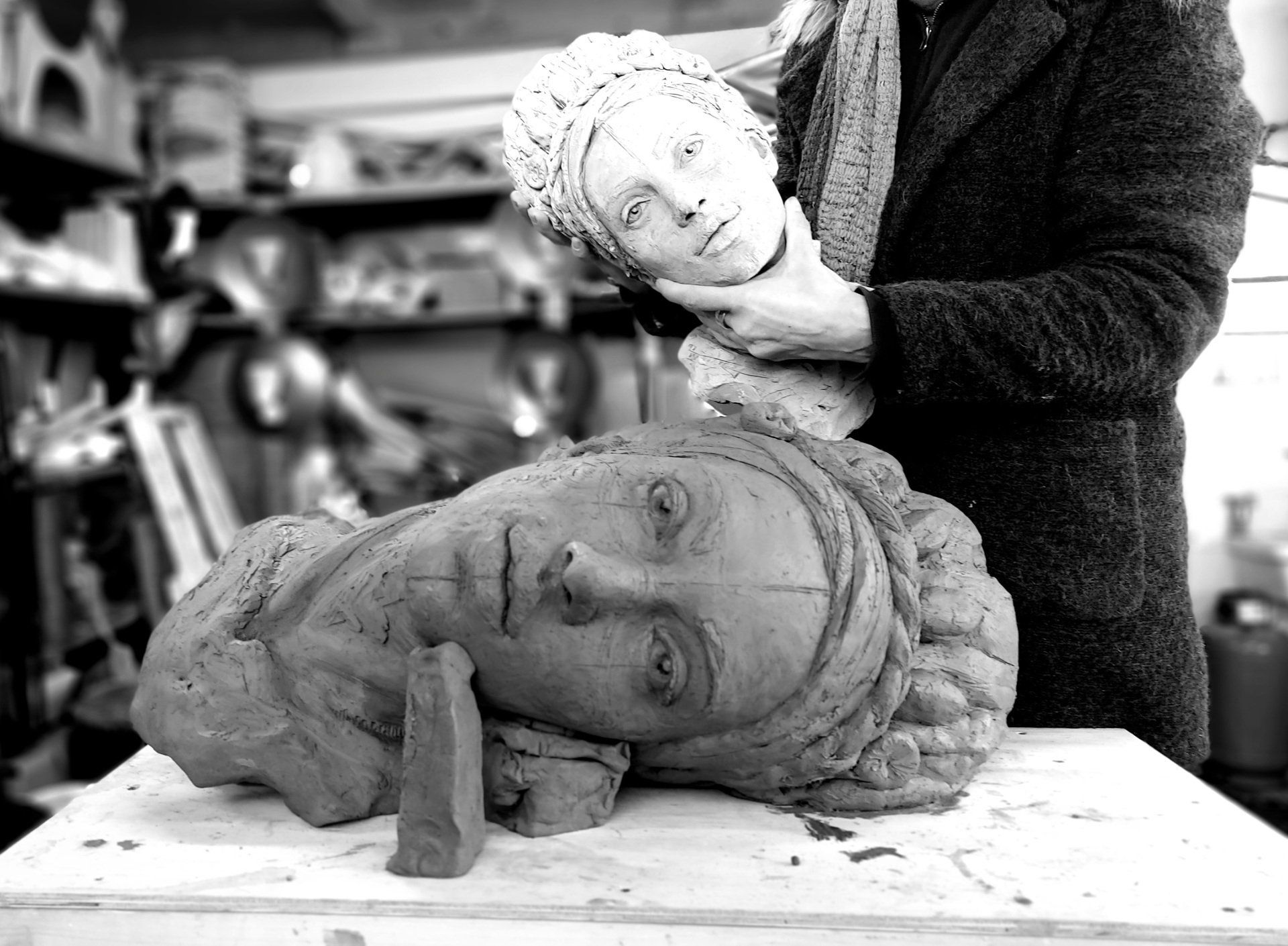 Venere, modellazione in creta, scultura di Eleonora Francioni Antonio Mastromarino, scultori a Pietrasanta