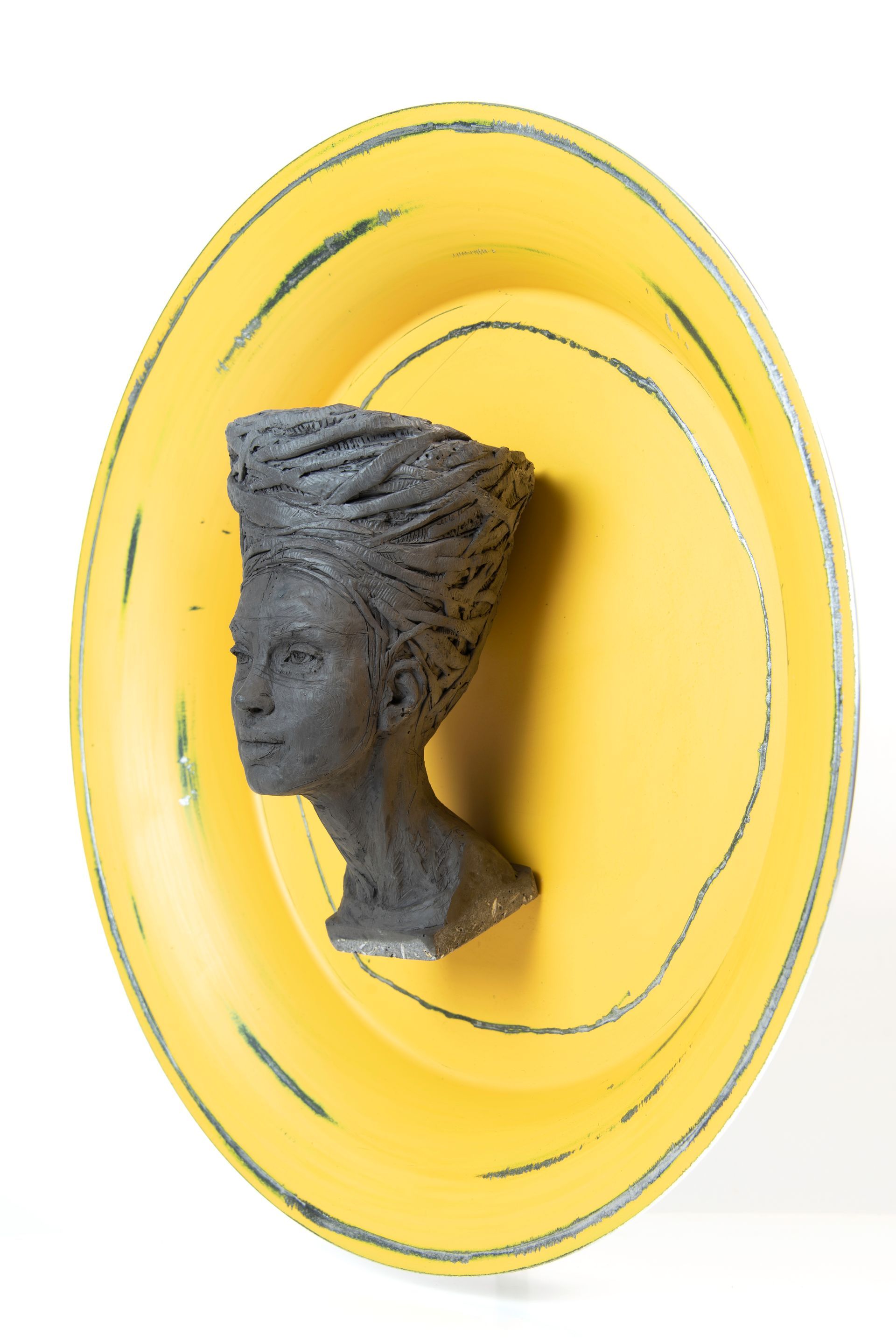 La Concipiente, scultura di Eleonora Francioni e Antonio Mastromarino, artisti a Pietrasanta.