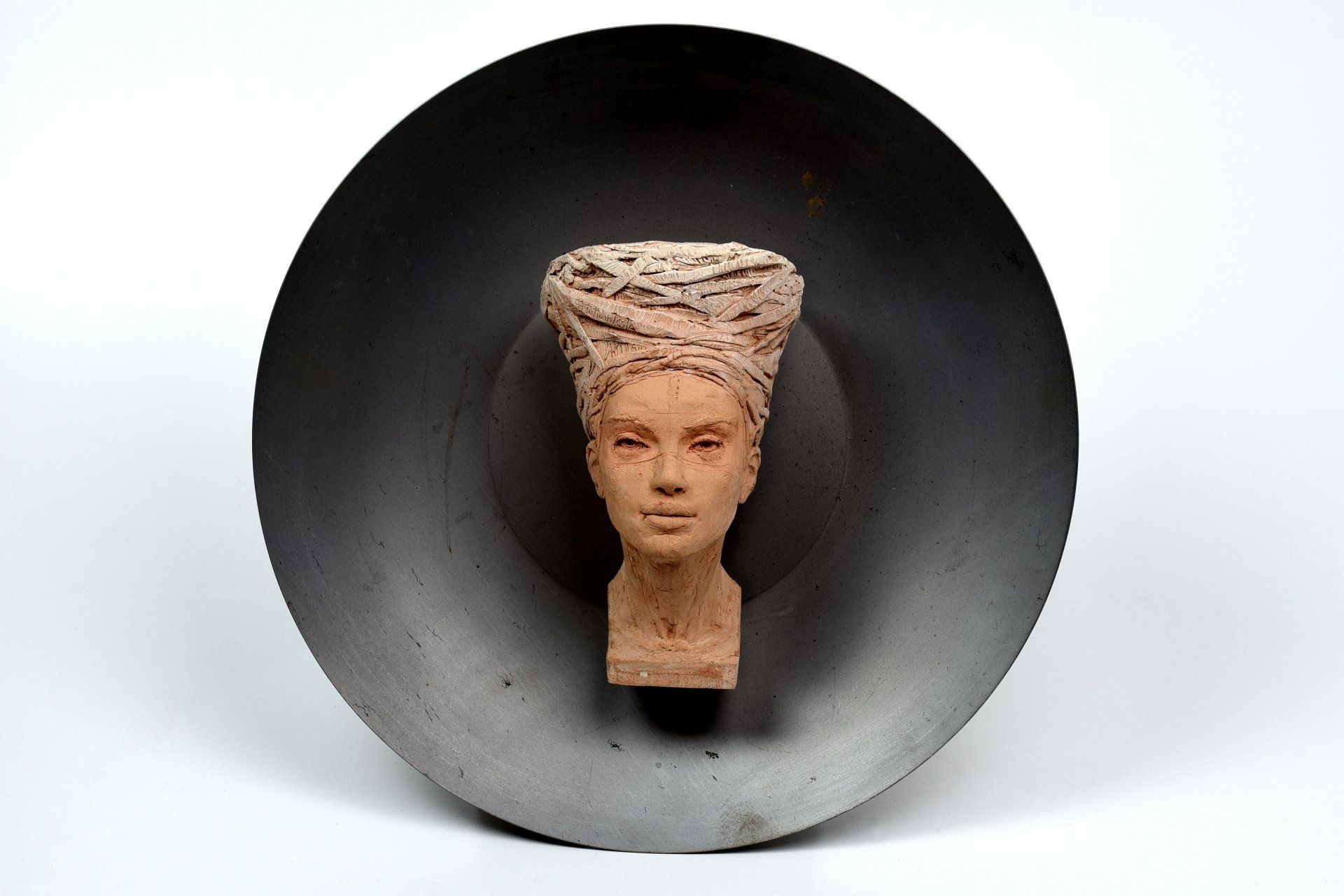 La Concipiente, scultura di Eleonora Francioni e Antonio Mastromarino, arte contemporanea a Pietrasanta